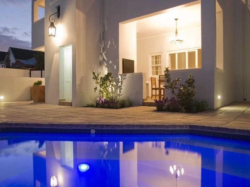 Kenjockity Self Catering Apartments Hermanus Extérieur photo