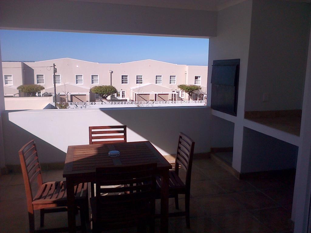 Kenjockity Self Catering Apartments Hermanus Chambre photo